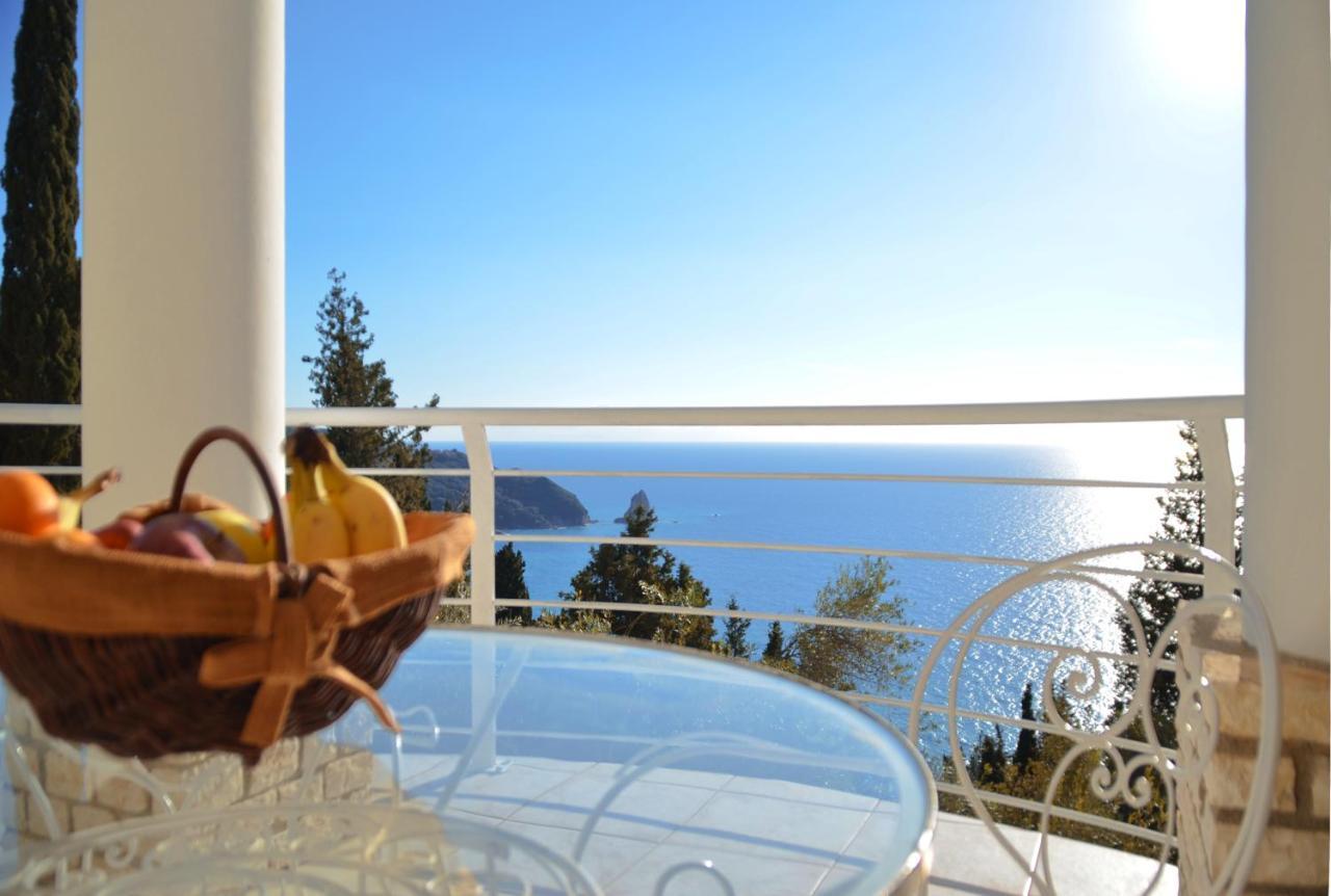 Villa Alibertini Agios Gordios  Esterno foto