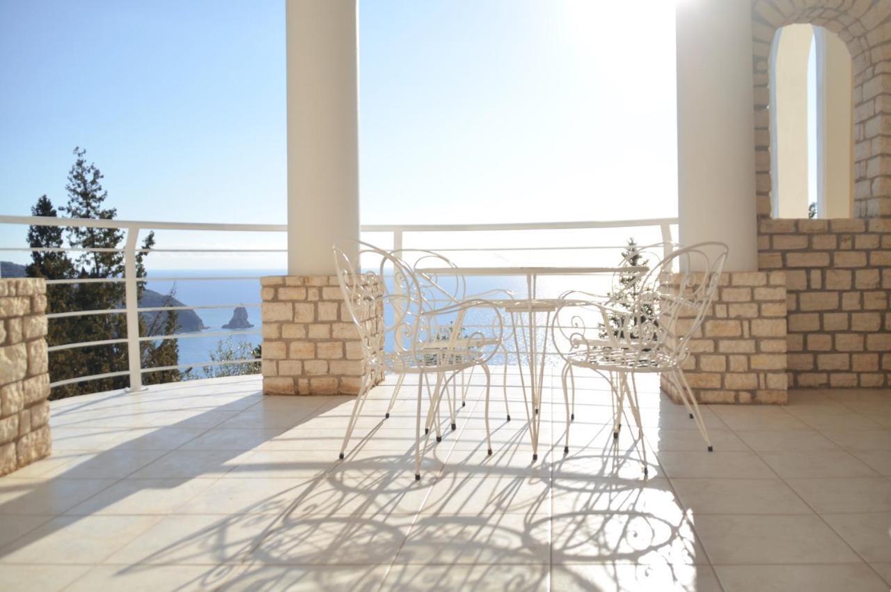 Villa Alibertini Agios Gordios  Esterno foto