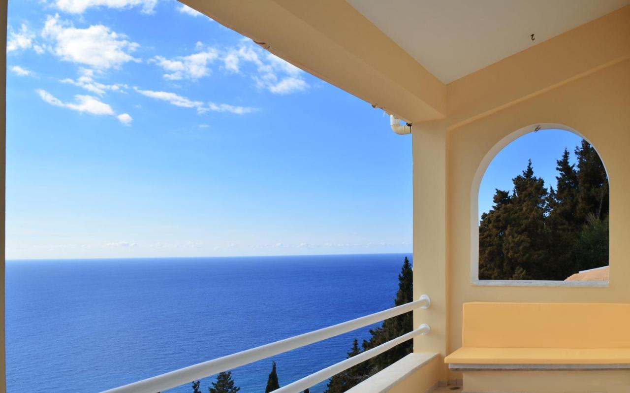 Villa Alibertini Agios Gordios  Esterno foto