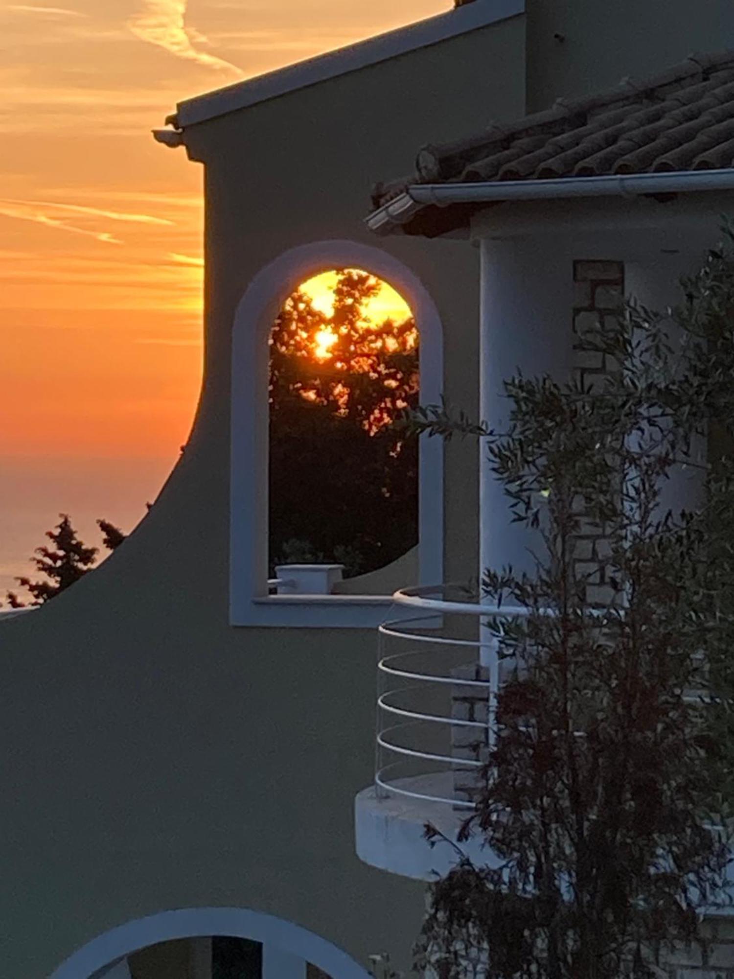 Villa Alibertini Agios Gordios  Esterno foto